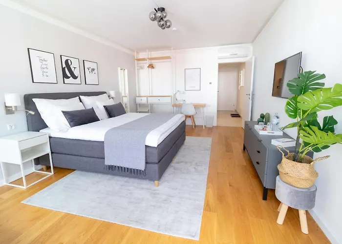 Boutique Sky City Apt. With Balcony / Top Spot